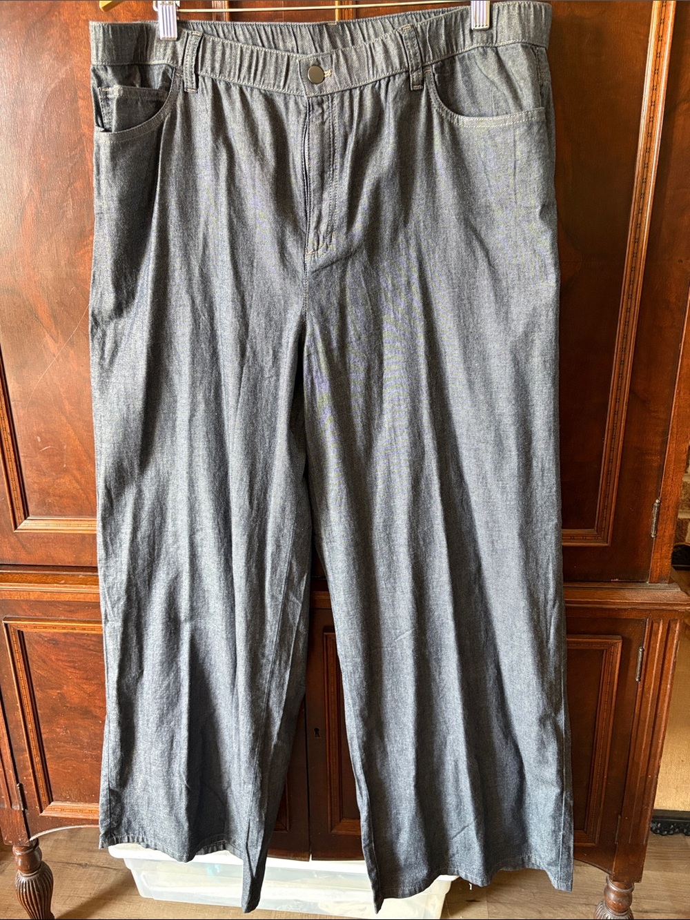 Eileen Fisher Wide-Leg Jeans with Elastic Waist